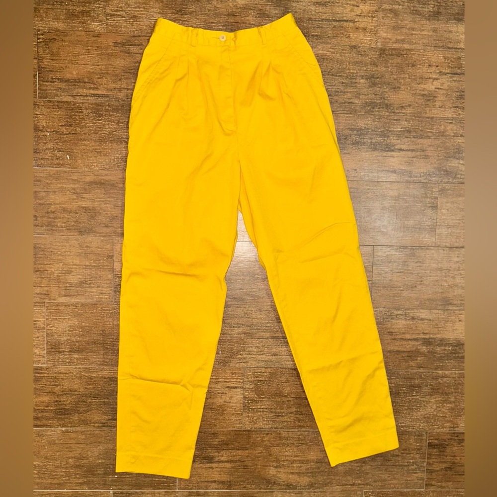 Rafaella Women’s Vibrant Yellow Chinos